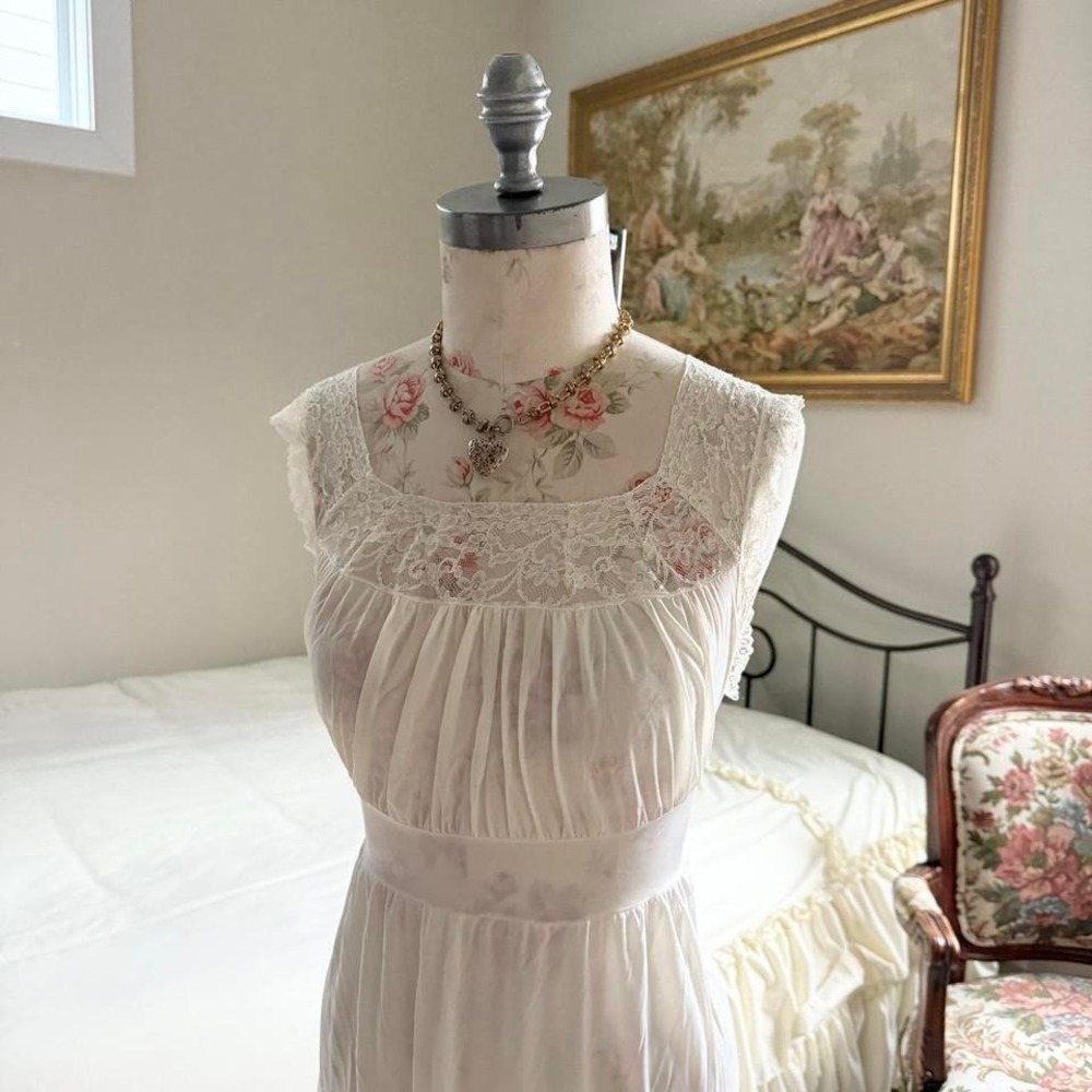 white lace maxi dress 70s white lace radcliffe maxi dress - Picture 2 of 5
